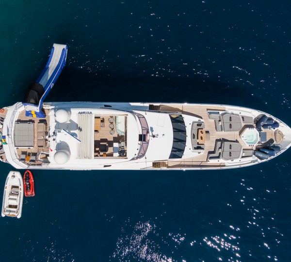 Aerial With Slide And Tender