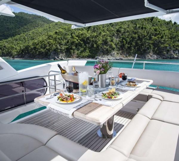 Afresco Dining Set Up