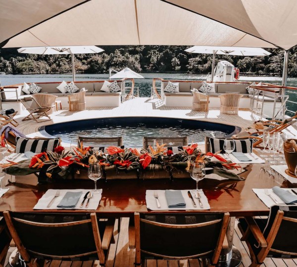 Aft  Deck Dining And Jacuzzi Pool