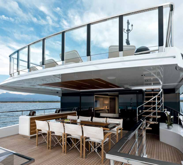 Aft Deck Alfresco Dining Area