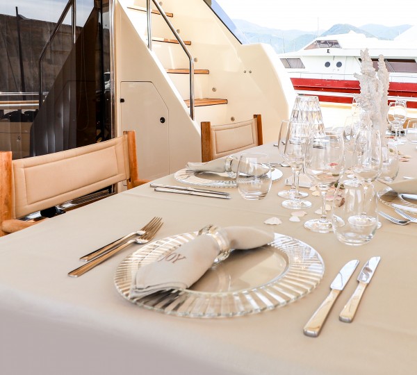 Aft Deck Dining Table Set Up