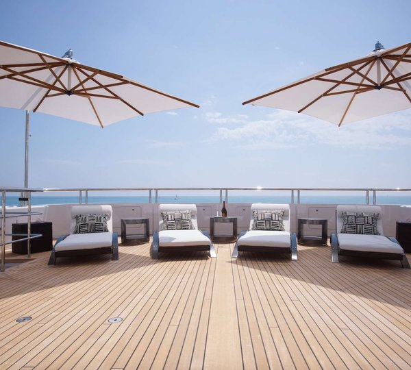 Aft Deck Sunbathing Area