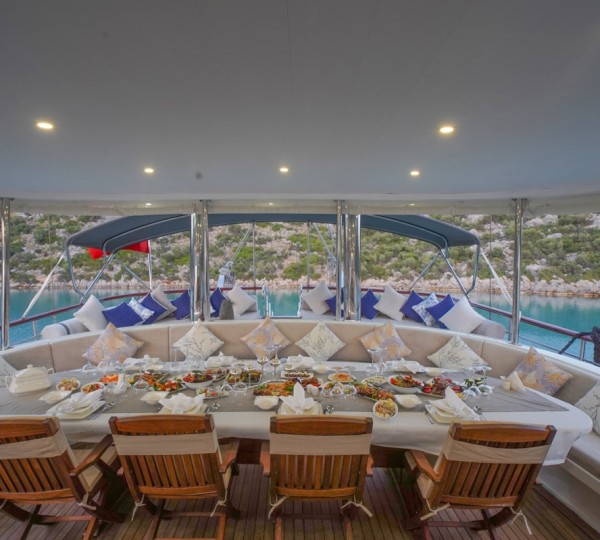 Aft Dining Area Alfresco