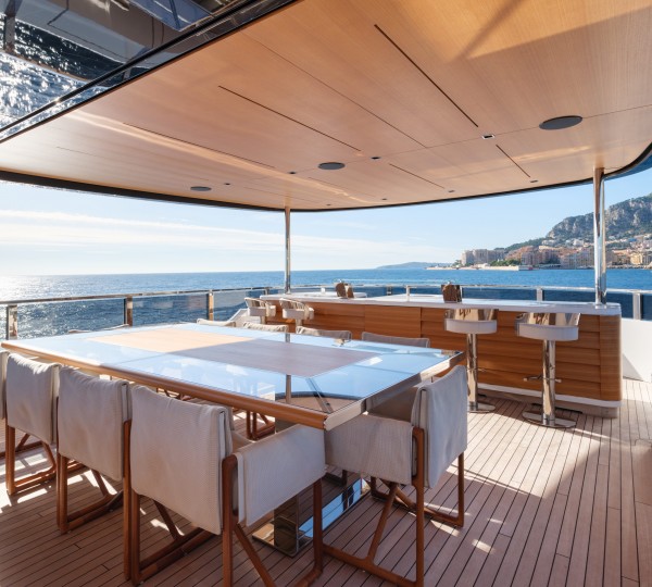 Al Fresco Dining And Bar