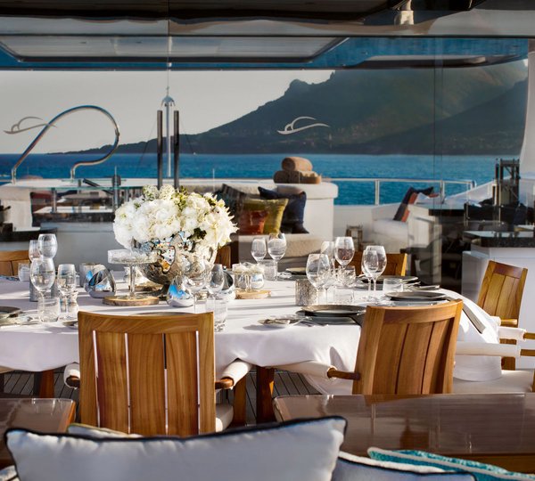 Al Fresco Dining On The Sun Deck