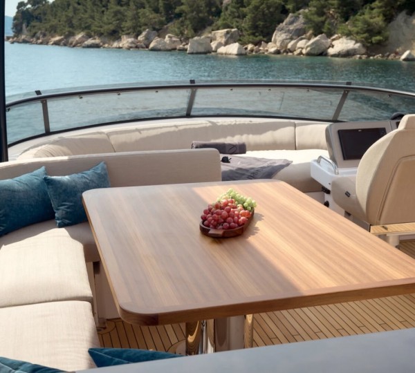 Al Fresco Dining Seating