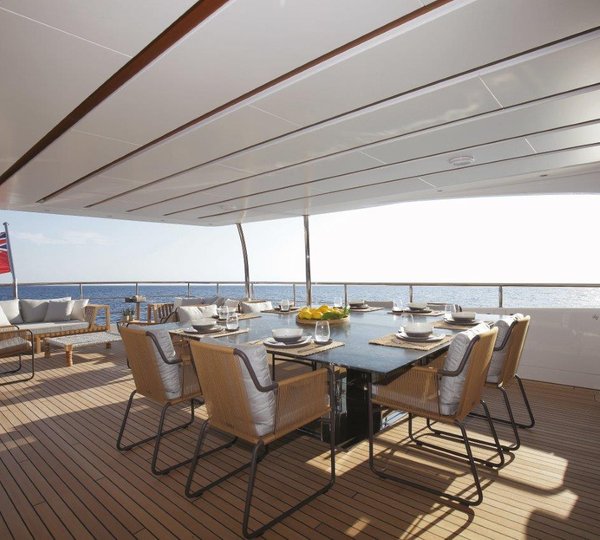 Alfresco Dining Aft Deck
