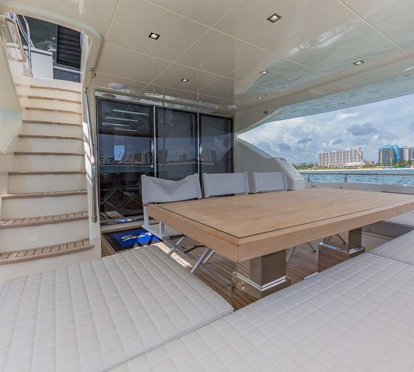 Alfresco Dining Aft On Main Deck