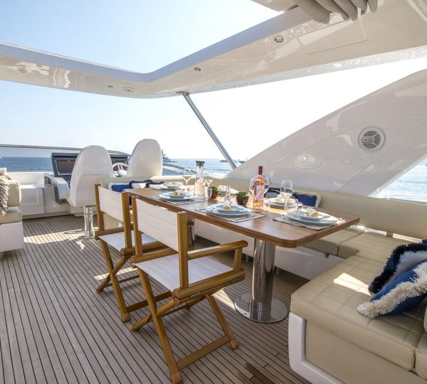 Alfresco Dining Area On Flybridge