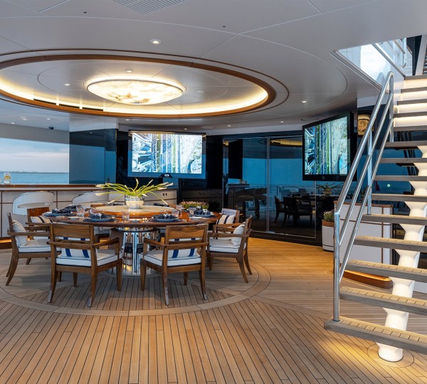 Alfresco Dining On Main Deck