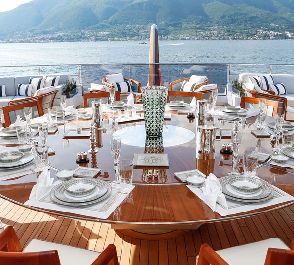 Alfresco Dining Setting