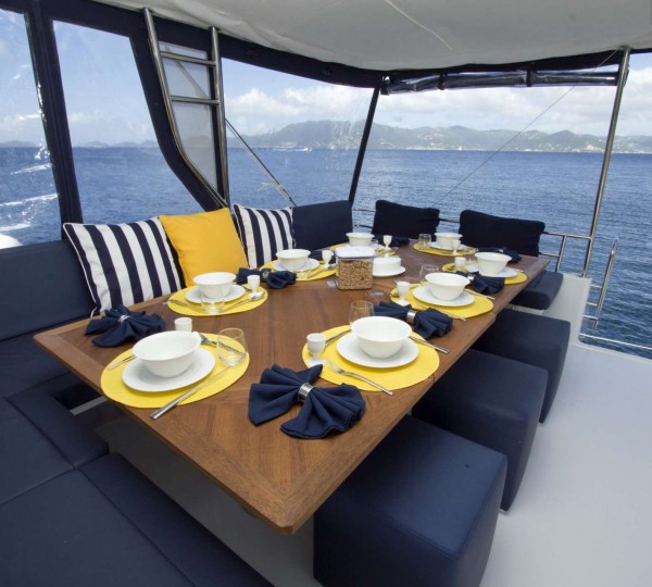 Alfresco Dining Setup