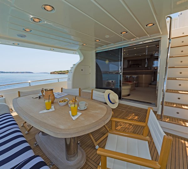 Alfresco Dining Table On Aft Deck