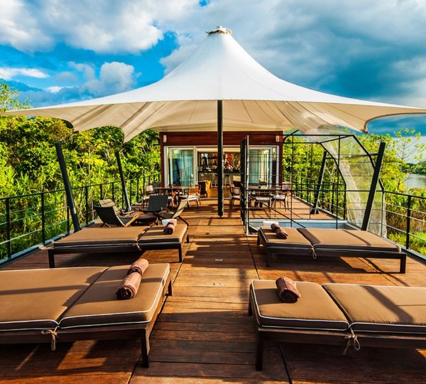 Aqua Amazon Outdoor Lounge