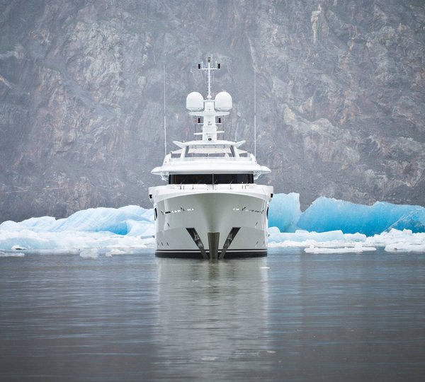 Arctic Adventure Amels 180