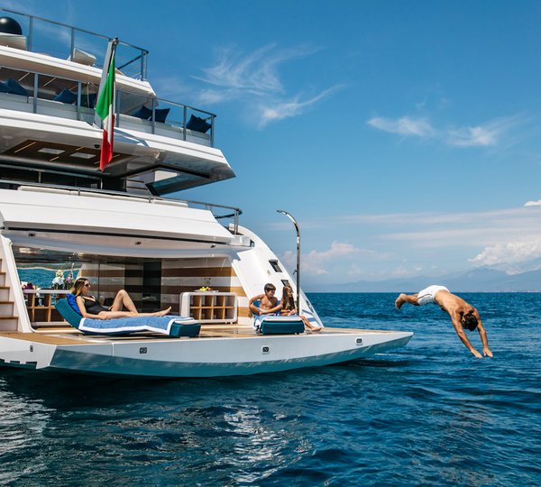 Beach Club Lifestyle