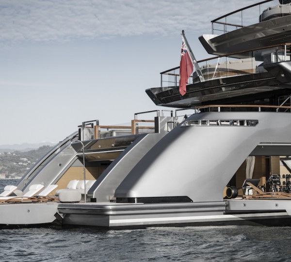 Beach Club Side Opening