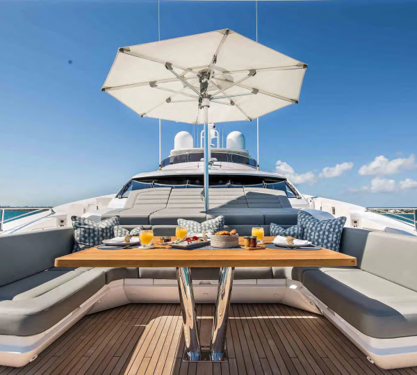 Bow Alfresco Dining And Seating