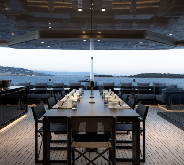 Bridge Deck - Exterior Dining