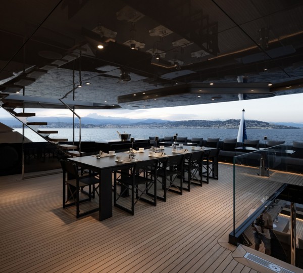 Bridge Deck - Spacious Areas