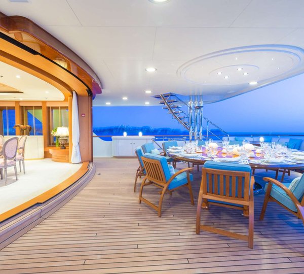 Bridge Deck Alfresco Dining