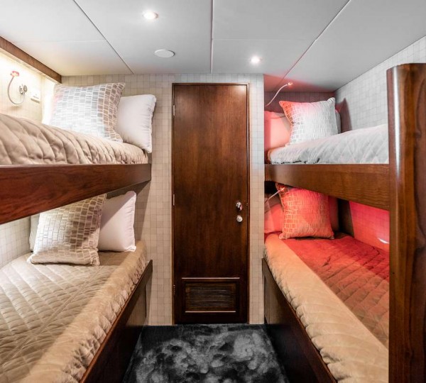 Bunk Cabin For 4