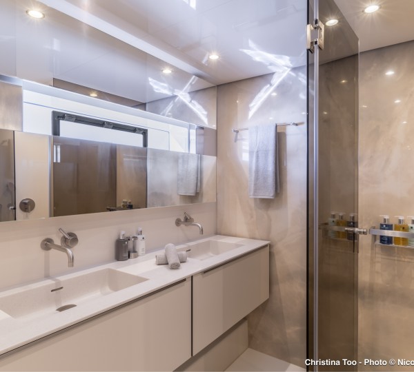 Cabin - Ensuite Bathroom