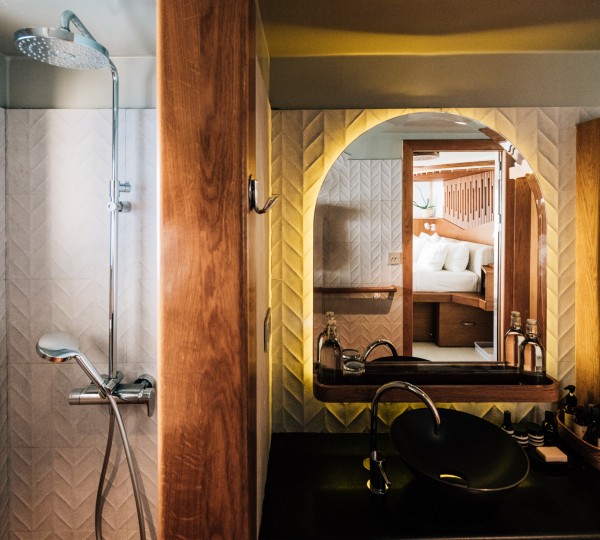 Cabin Ensuite - Kudanil - Jack Johns