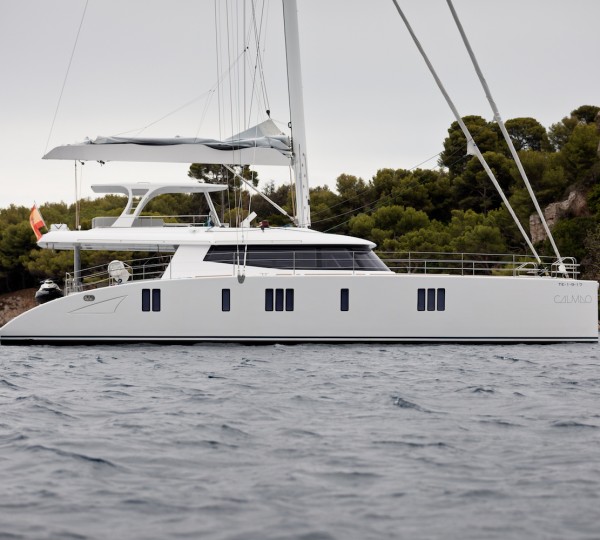 Catamaran CALMAO Profile