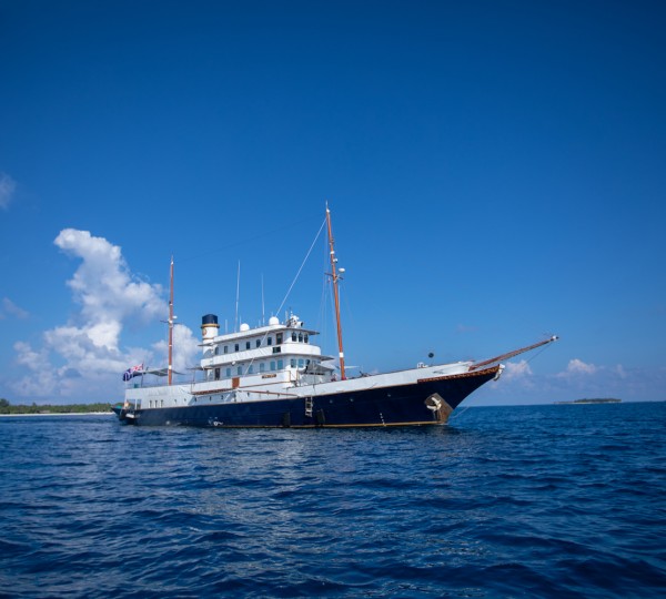 Charter Yacht KALIZMA
