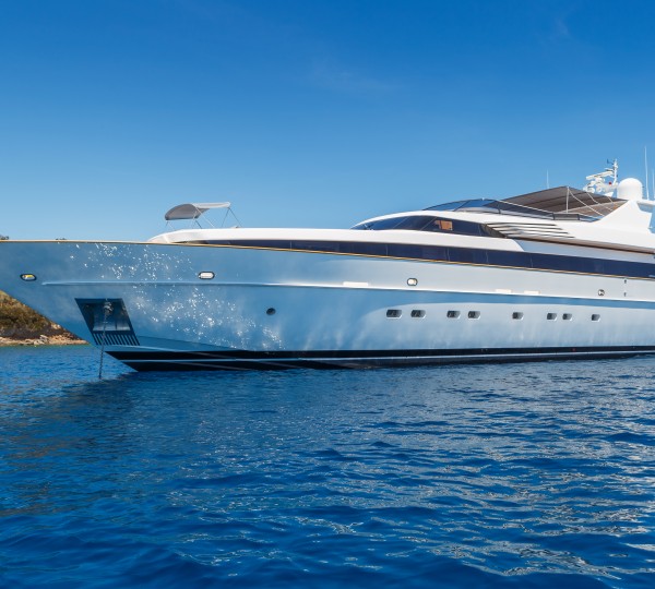 Charter Yacht SHOOTING STAR