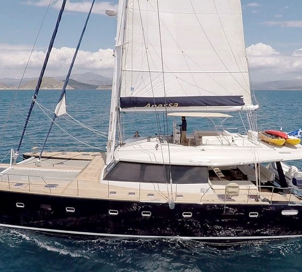 Charter Catamaran Anassa Sailing 