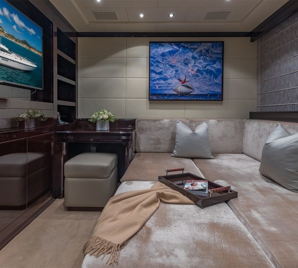 Convertible Play Room Or Cinema Room To A Double Cabin