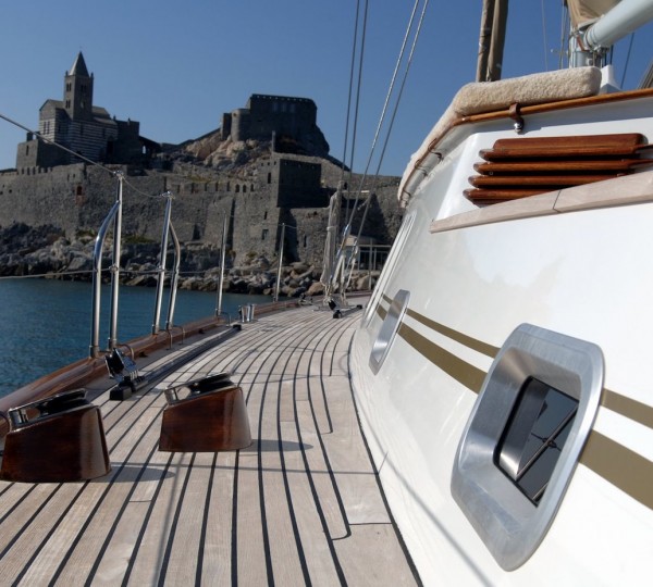 Deck Detail Close Up