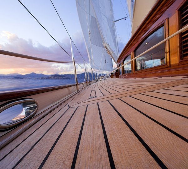 Deck Detail Underway
