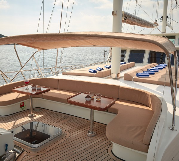 Deck Relaxation Area