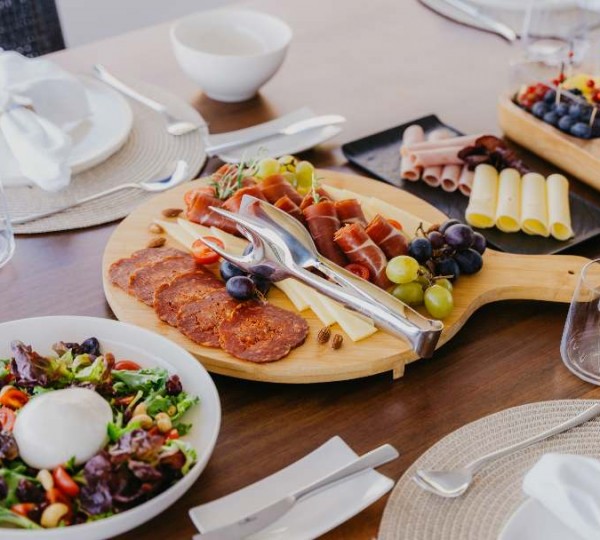 Dining Experience On A Yacht