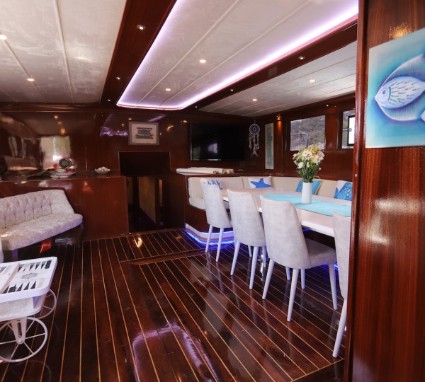 Dining Saloon And Seating