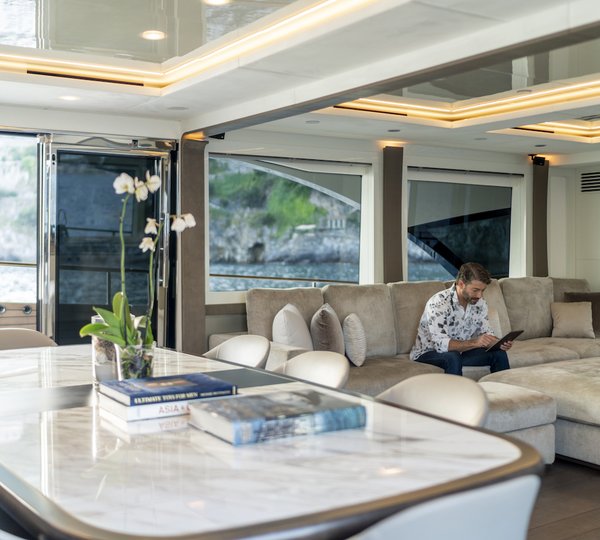 Dining Table And Saloon