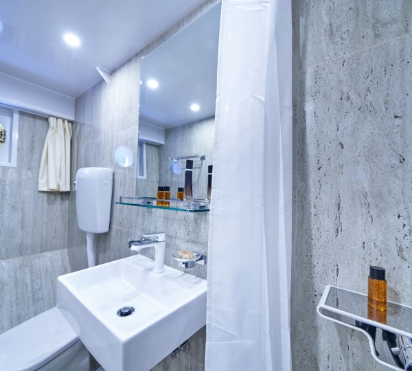 Double Cabin - Ensuite