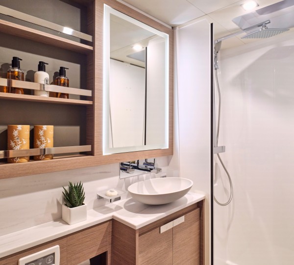 Double Cabin - Esuite