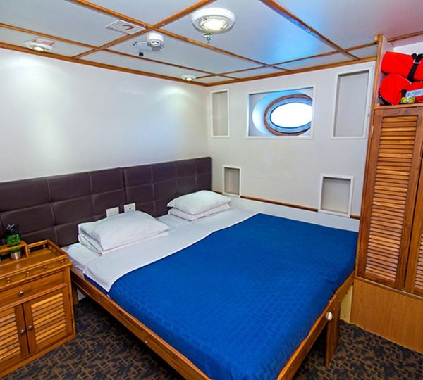 Double Cabin Convertible Into Twin