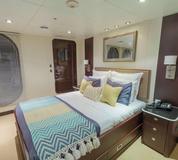 Double Cabin On GLOBAL