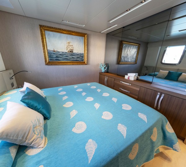 Double Guest Cabin Bed