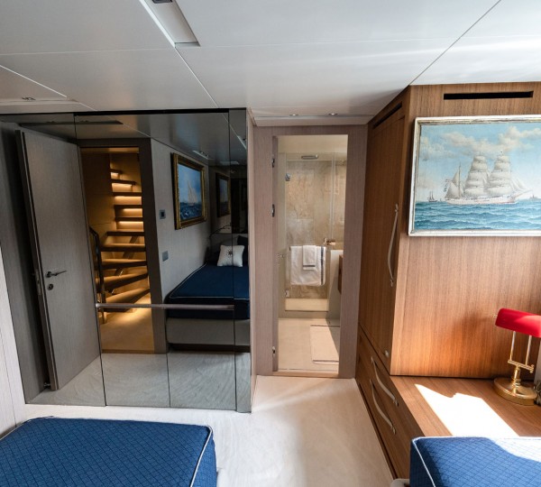 Double Guest Cabin Details