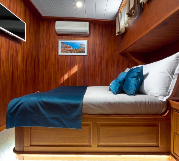 Double Guest Cabin For Guests