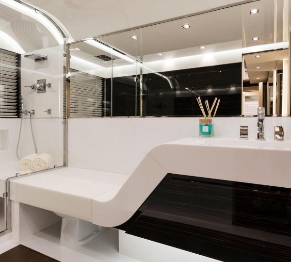 Ensuite Bathroom Seating