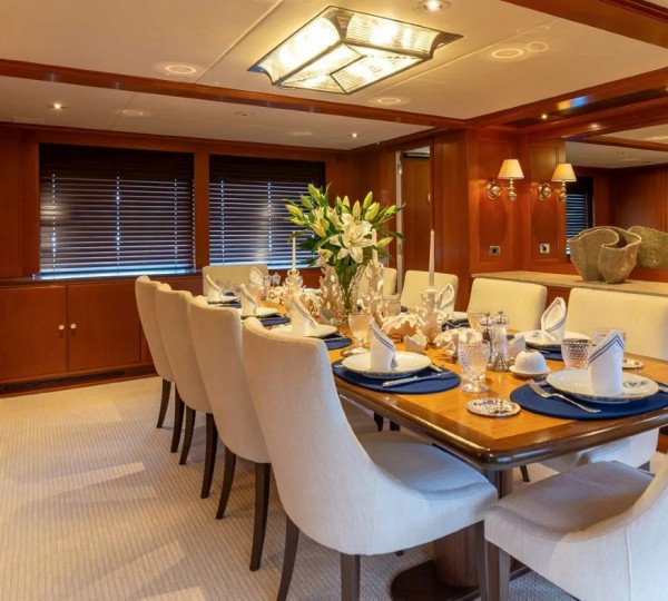 Enterior Dining Area