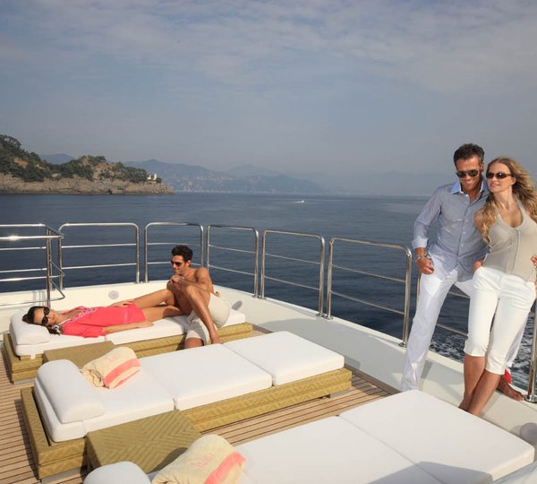 Erlaxing On The Sun Pads