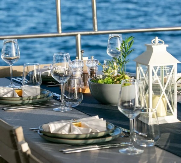 Exterior Dining Area